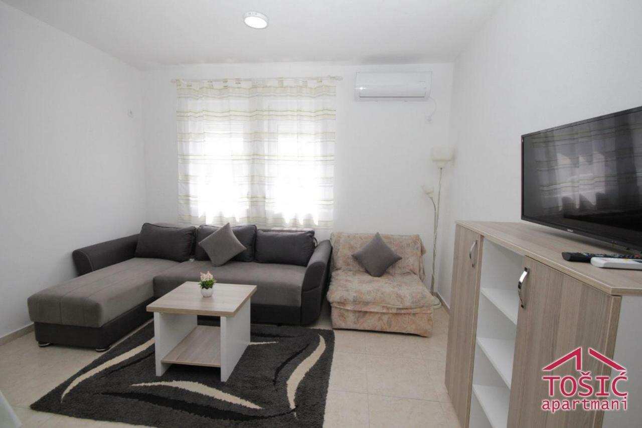 Tosic Apartmani Бар Экстерьер фото