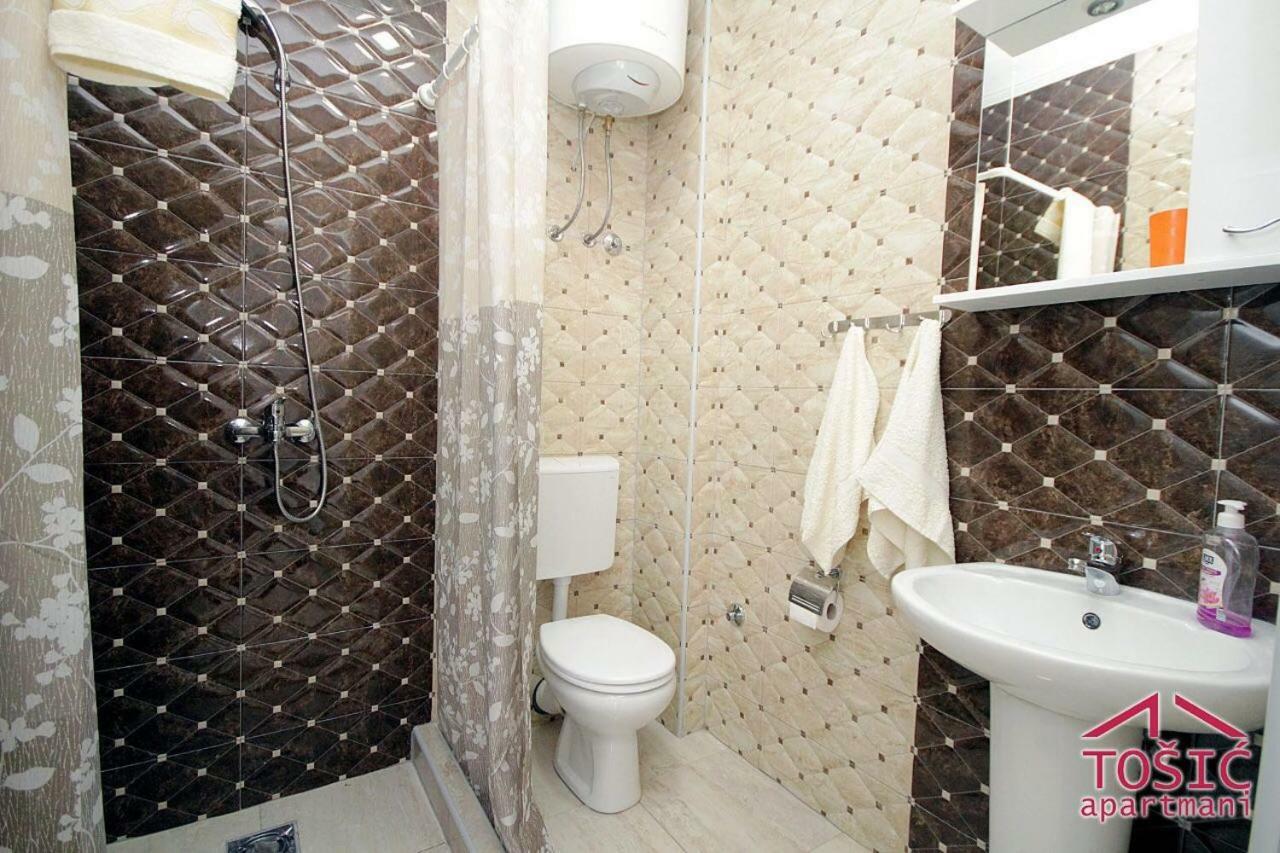 Tosic Apartmani Бар Экстерьер фото
