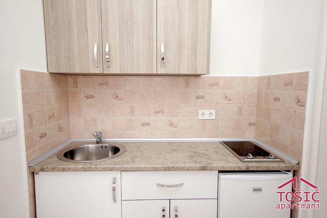 Tosic Apartmani Бар Экстерьер фото