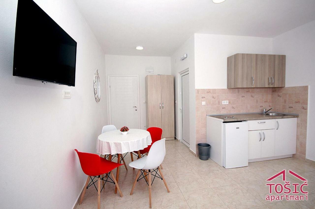 Tosic Apartmani Бар Экстерьер фото