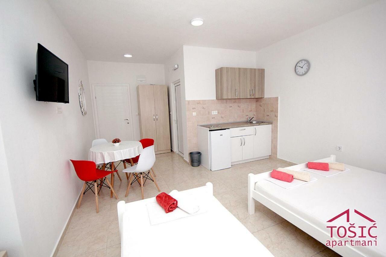 Tosic Apartmani Бар Экстерьер фото