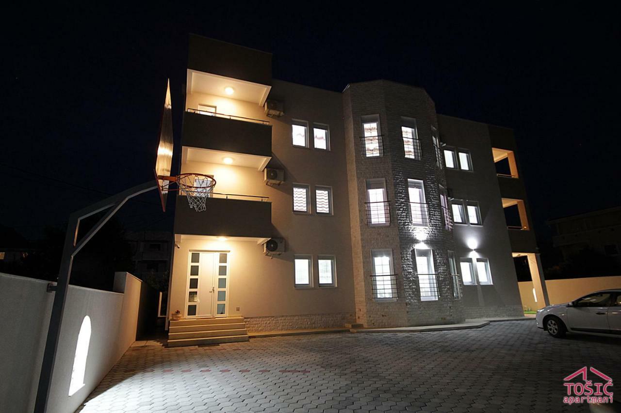 Tosic Apartmani Бар Экстерьер фото